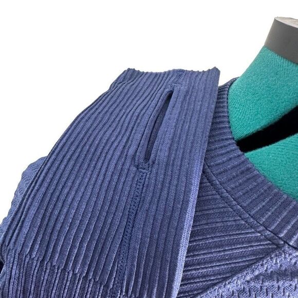 Lululemon navy pullover - size 8 - Picture 3 of 7